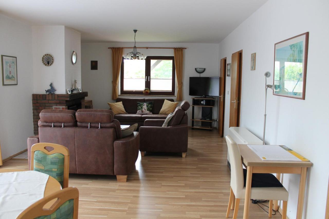 Haus Seerobbe-Erdgeschosswohnung Fehmarn Bagian luar foto