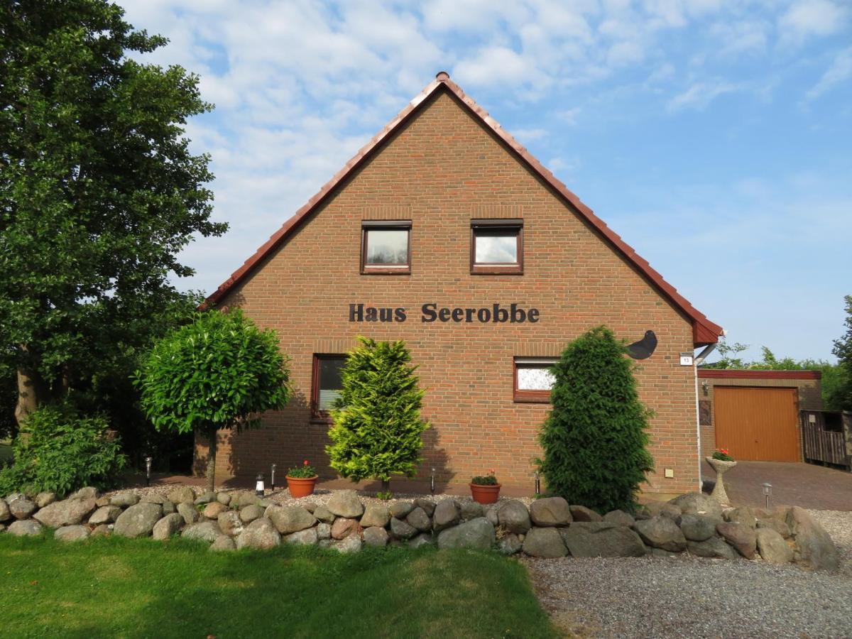 Haus Seerobbe-Erdgeschosswohnung Fehmarn Bagian luar foto