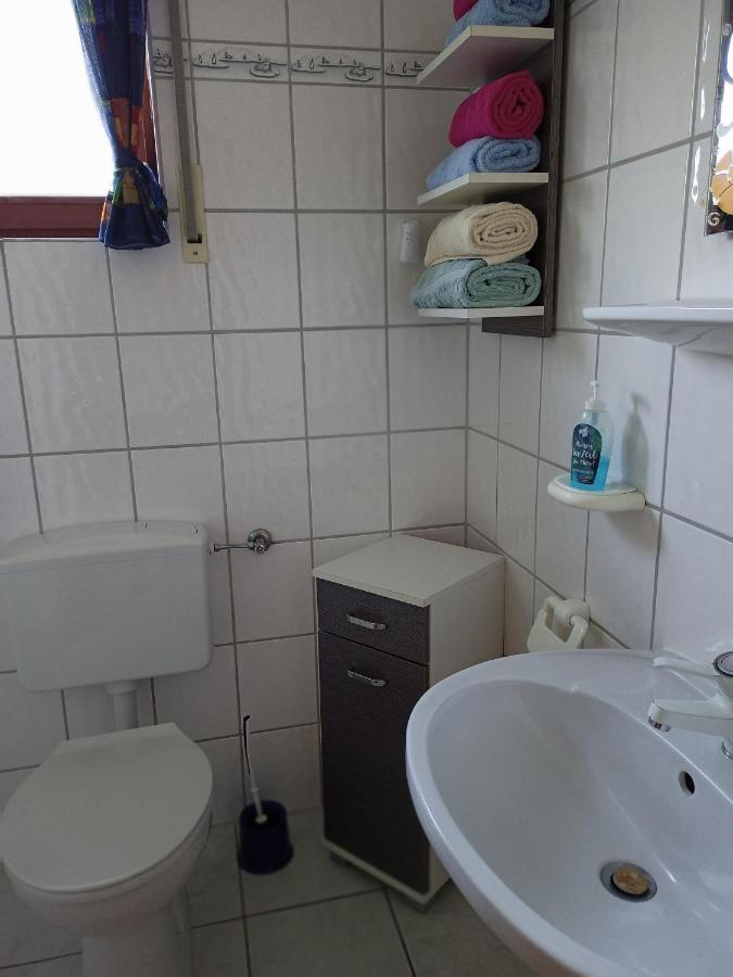 Haus Seerobbe-Erdgeschosswohnung Fehmarn Bagian luar foto